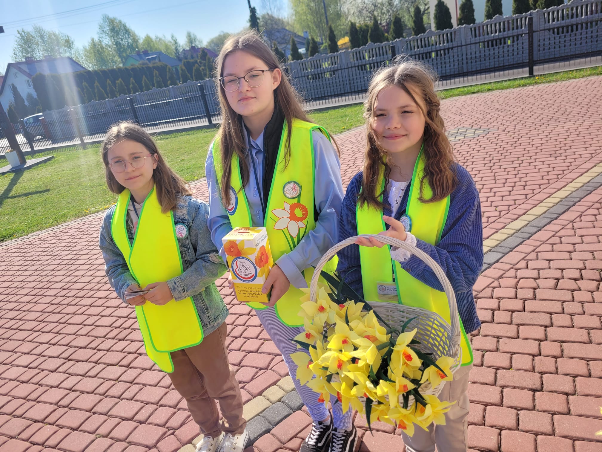 Wolontariusze z naszej szkoły włączyli się do kolejnej  edycji akcji „Jarosławskie Pola Nadziei