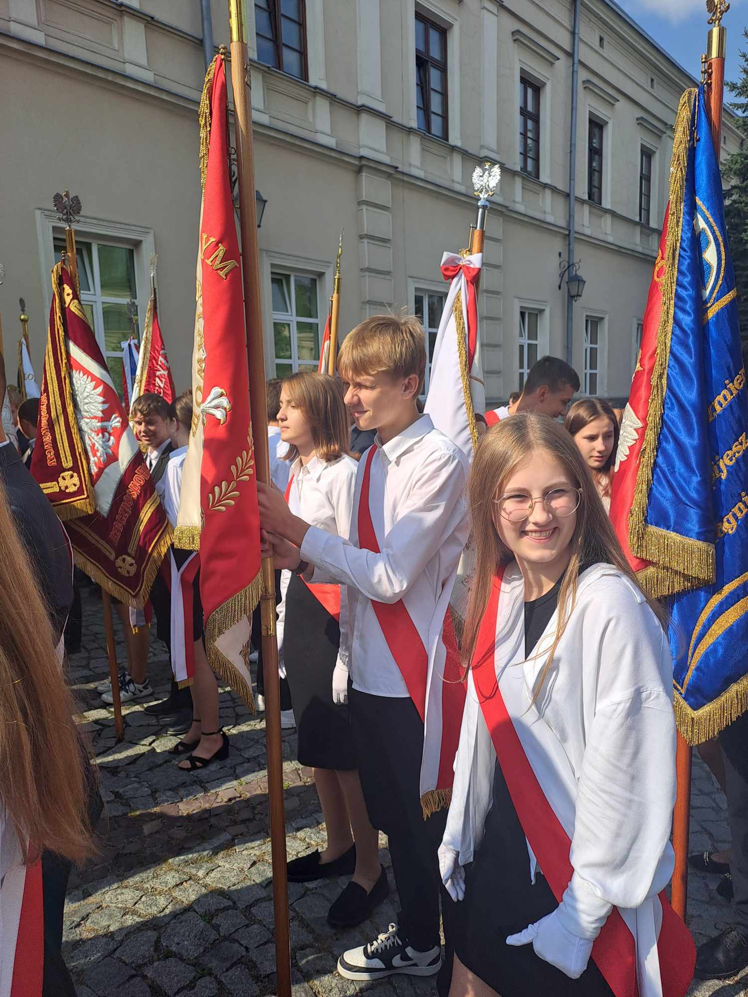 W miejskich uroczystościach Dnia Sybiraka uczestniczył poczet sztandarowy z naszej szkoły.